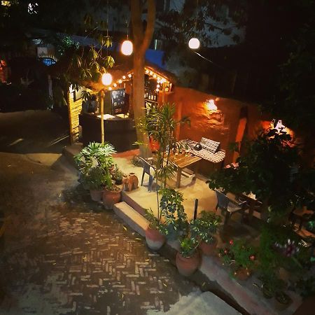 Phat Kath'S Secret Garden Backpackers Hostel กาฐมาณฑุ ภายนอก รูปภาพ
