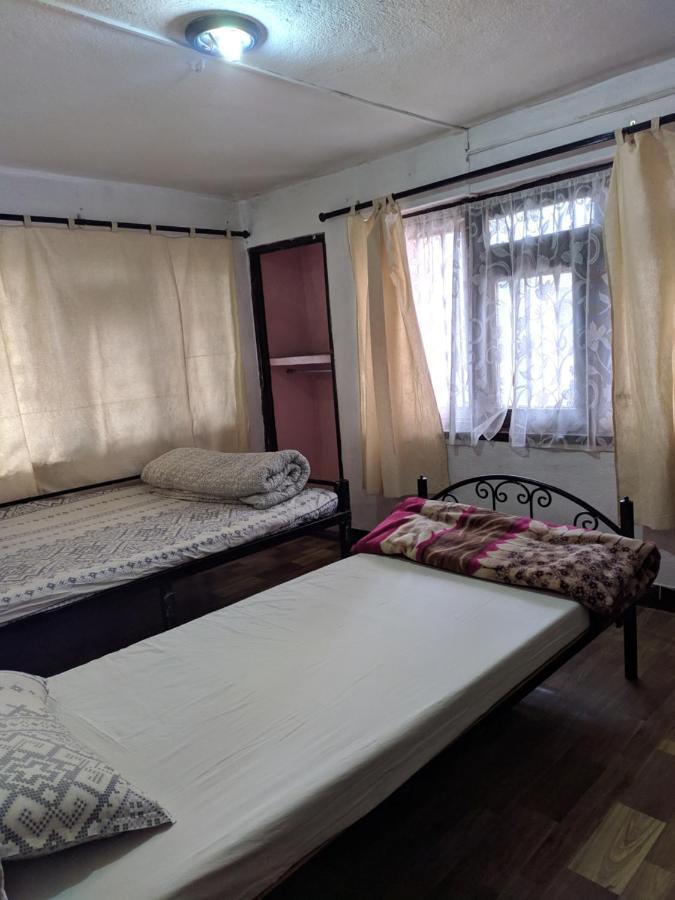 Phat Kath'S Secret Garden Backpackers Hostel กาฐมาณฑุ ภายนอก รูปภาพ